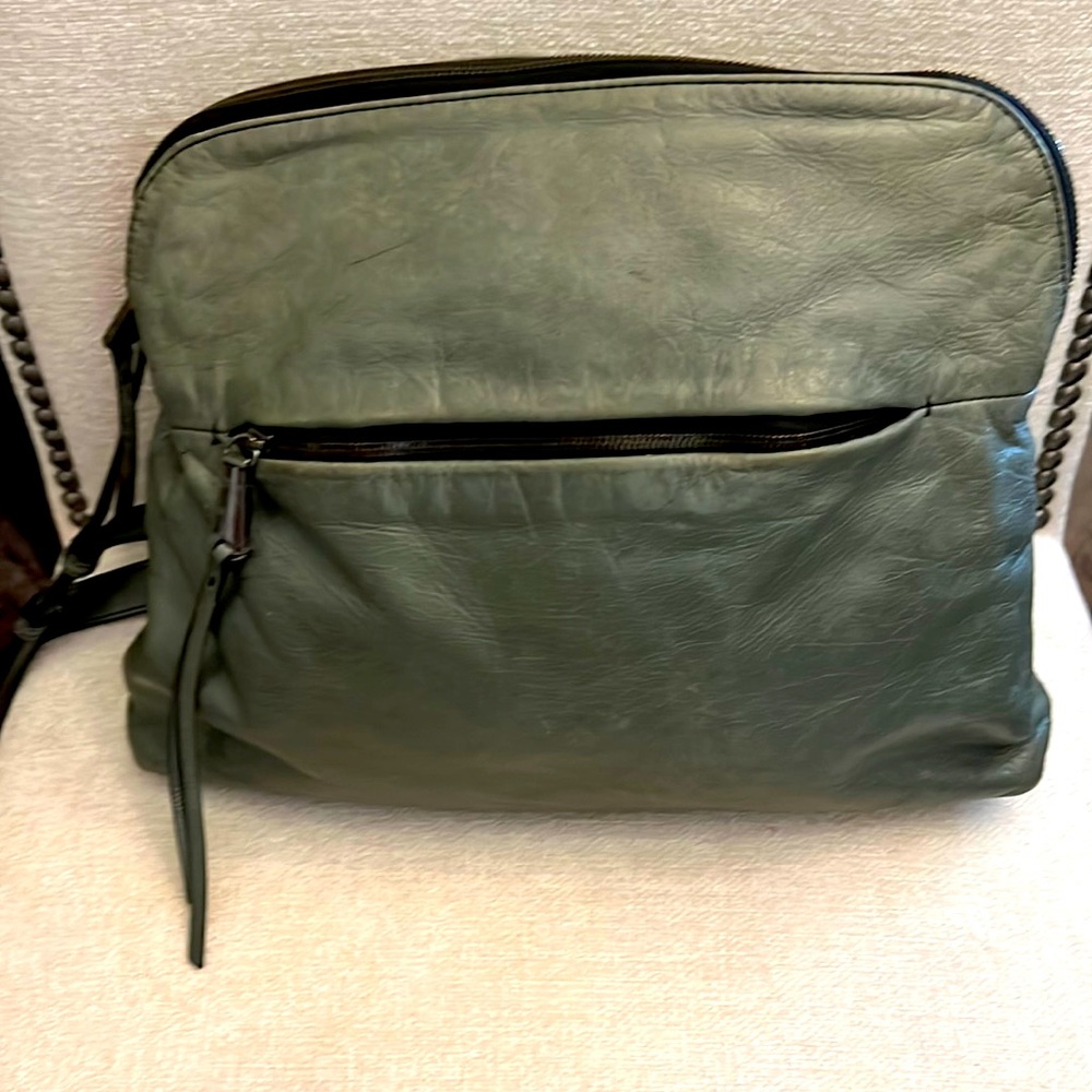 HOBO HANDBAG BEAUTIFUL MOSS GRAY LEATHER
